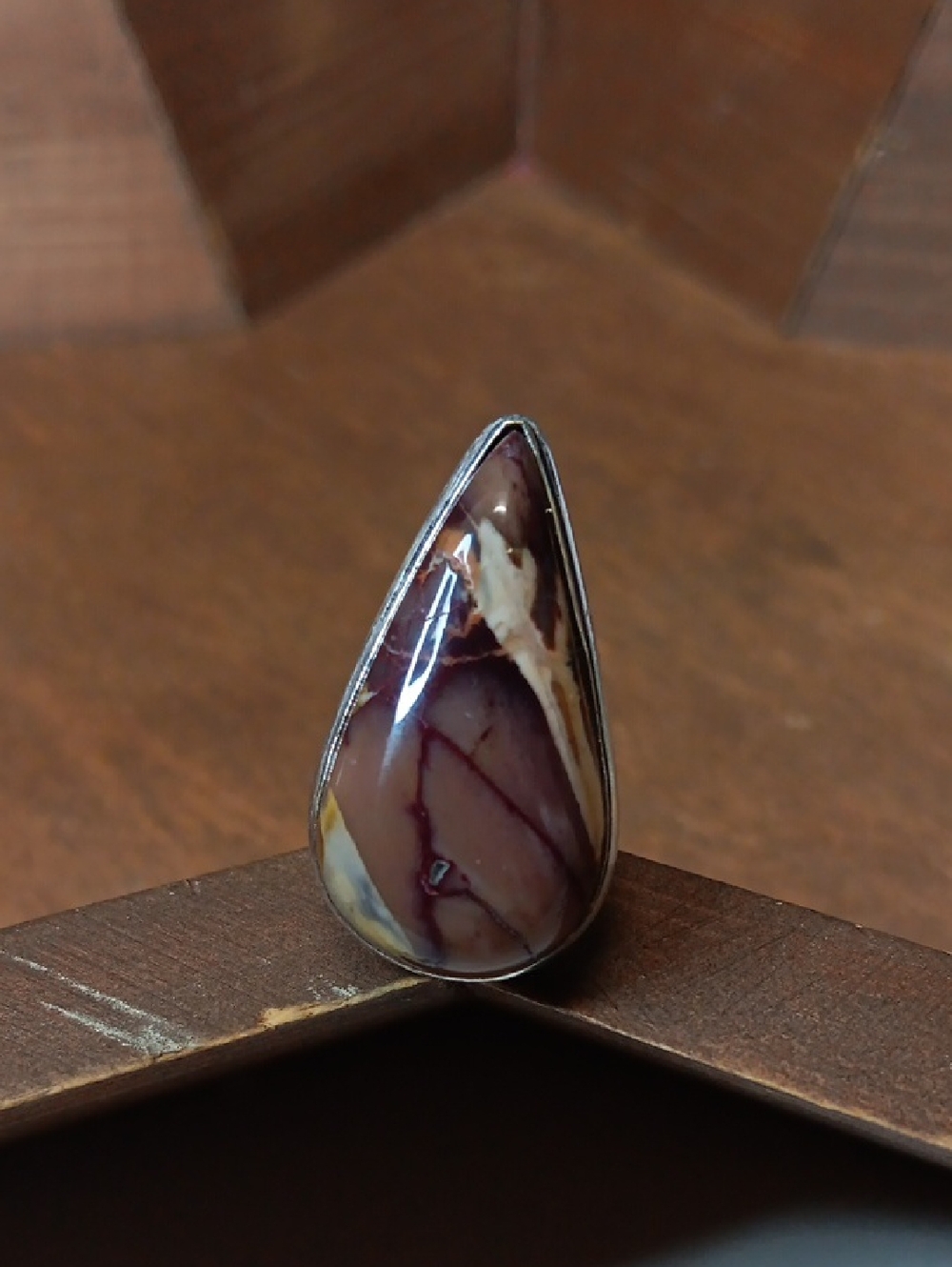 Teardrop Mookaite Stone Ring in Brown and Cream